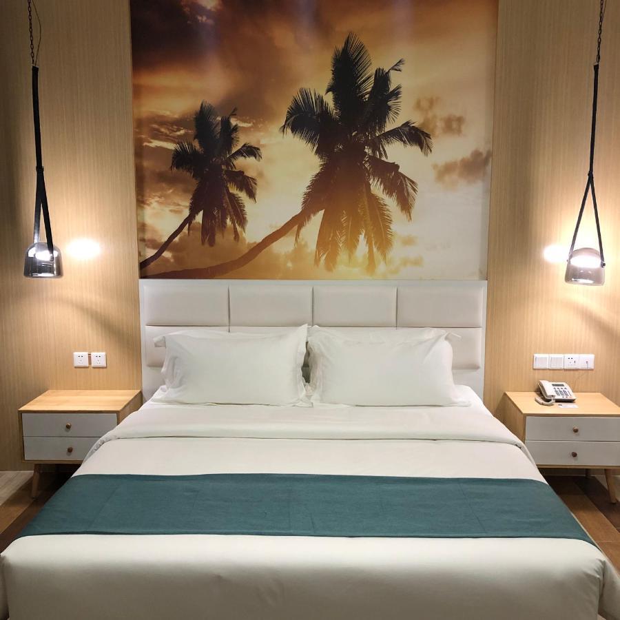 Fan'S Hotel Baybay エクステリア 写真